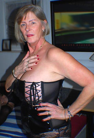 nude grandmother porn pics