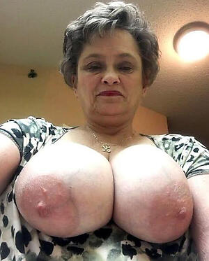 granny big uncomplicated tits amateur pics