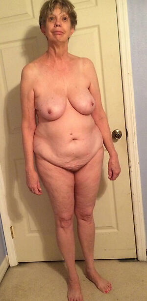 sexy nude older women amateur slut