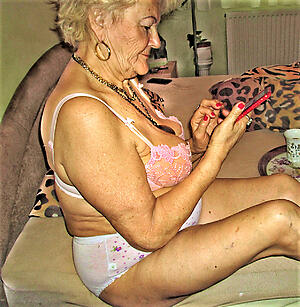 xxx pictures of granny in underwear