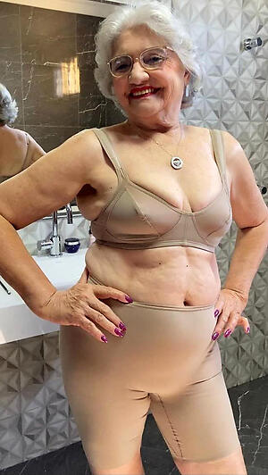 free pics be beneficial to hot cougar grannies