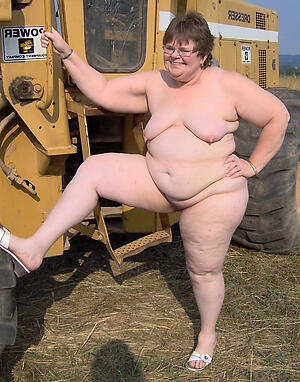 photoshooting with old chunky granny nude