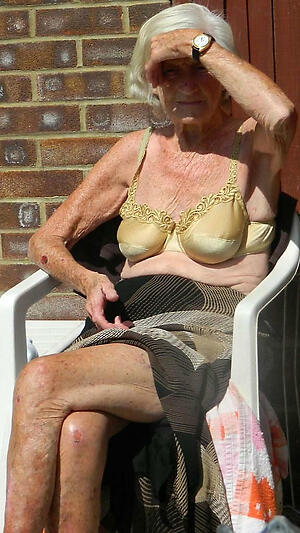 hot very elderly aristocracy nude style
