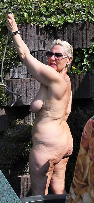 free grandma nude pics