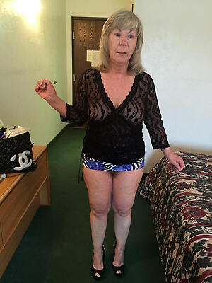 elder erotic women a hot photos