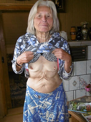 nuce 70 year old granny porn pics