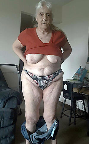 photoshooting with very grey granny porn