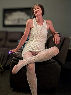 sexy granny legs open homemade deletion