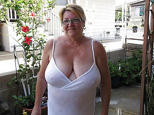 big tit grannys poses naked