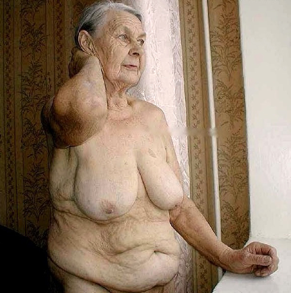 Old granny naked 